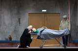 Anja Kampe (Brünnhilde), Andreas Schager (Siegfried), Komparserie