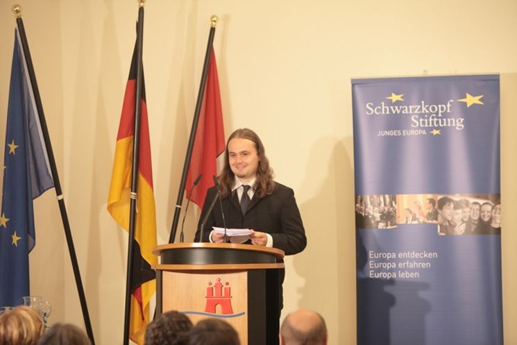Robin May bei seiner Rede während der Preisverleihung; Foto: Adrian Jankowski