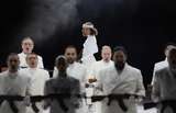 Victoria Randem (Priesterin), Herren des Staatsopernchors