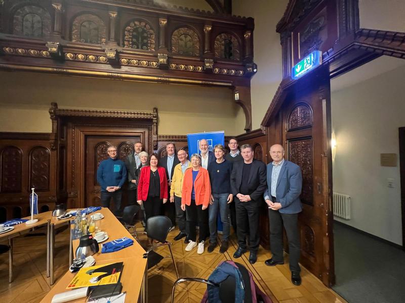 unvollständiges Gruppenbild