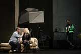 Michael Volle (Don Giovanni), Elsa Dreisig (Donna Elvira) und Riccardo Fassi (Leporello)