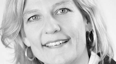 Dr. Martina Schuegraf