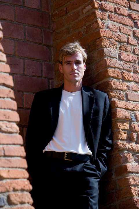 Robert Crowe
