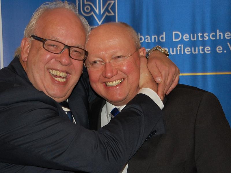 Ein freundschaftlicher Abschied aus dem Vorstand:v.L. Bernd Wülbers und Ulrich Siefken