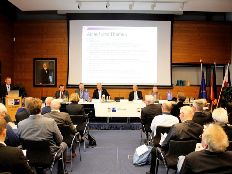 19. Informationsforum für Versicherungs-, Finanzanlagen- und Immobiliardarlehensvermittler 06.03.2019in der IHK zu Rostock