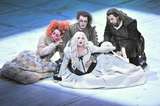 Marina Prudenskaya (Azucena), Anna Netrebko (Leonora), Gaston Rivero (Manrico) und Plácido Domingo (Graf Luna)