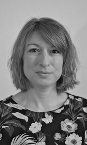 Portrait von Yvonne Burbach