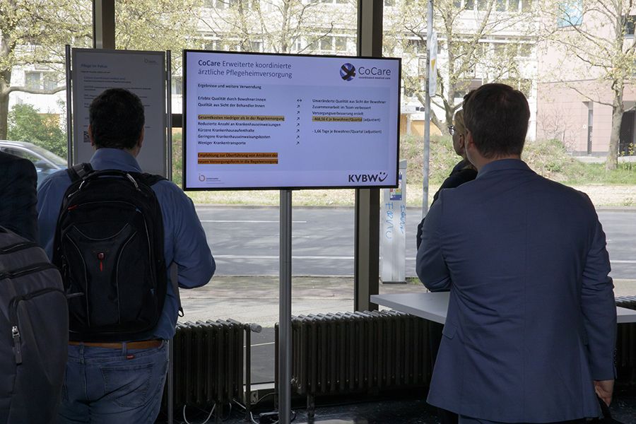 Foto: Slideshows der Projektpräsentationen