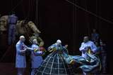 Gyula Orendt (Ping), Andrés Moreno García (Pang), Elena Pankratova (Turandot) und Siyabonga Maqungo (Pong)