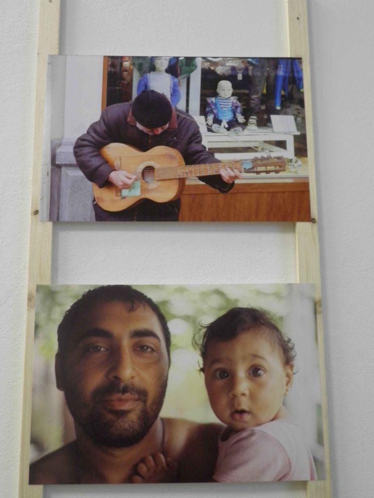 Zwei Bilder der Ausstellung