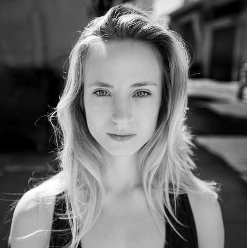  Olivia Ancona