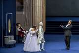 Katharina Kammerloher (Annina), Nadine Sierra (Sophie), Michèle Losier (Octavian) und Günther Groissböck (Baron Ochs auf Lerchenau)