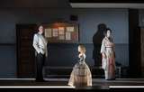 Bo Skovhus (Jaroslav Prus), Marlis Petersen (Emilia Marty), Lara Mohns (Junge Marty)