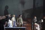 Gyula Orendt (Jan), Anna Prohaska (Silvia) und Ensemble