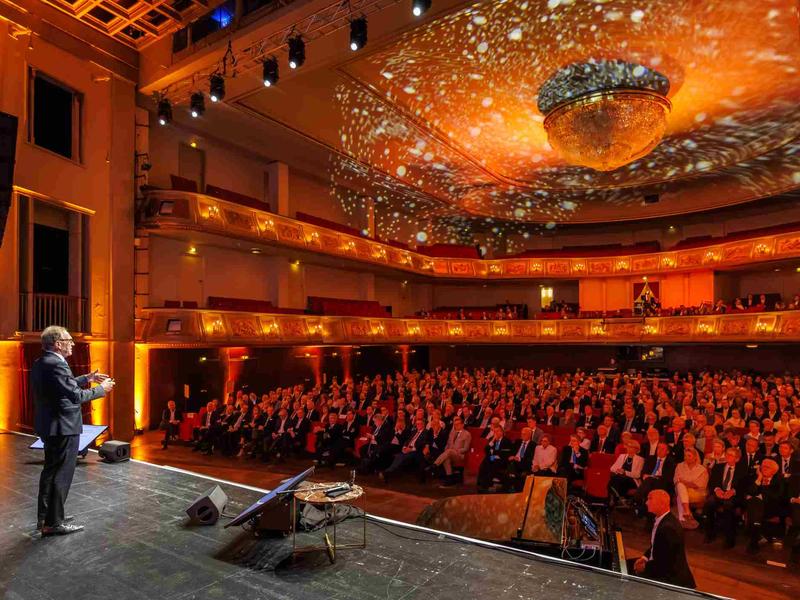 BVK-Präsident Michael H. Heinz begrüßte das Auditorium
