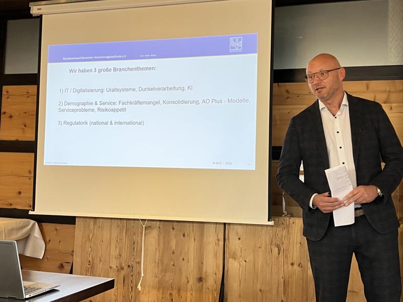 BVK-Vizepräsident Marco Seuffert informierte über die aktuellen Themen.