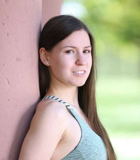 Anna David
